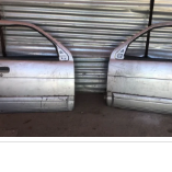 Portas de carros 20 000,00 MTn •Cami/Terios – Front Left só não tem vidro – Front Right tem vidro e elevado