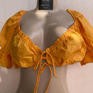 BLUSA Disponível:300mzn