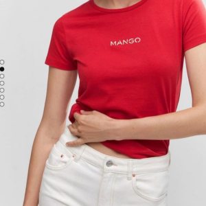 T-shirts Mango Preço: 1700 Tamanhos: XS a XL