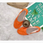 Sapatinho havaiana MZN 1.800,00 Disponível em vários tamanhos