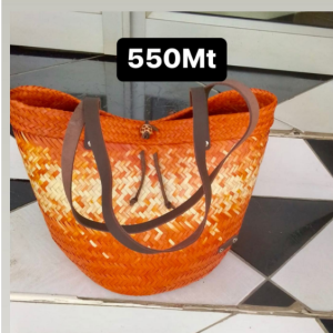 Bolsa com pega de cabedal