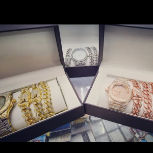 Jogo de relógio e mascote e fio inox