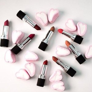 Avon True Satin Lipstick 3.6 grams