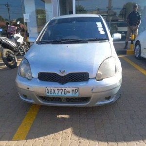 Maguevas aí está vitz🥳 Motor 1.0 Caixa manual. Dono quer 85mil